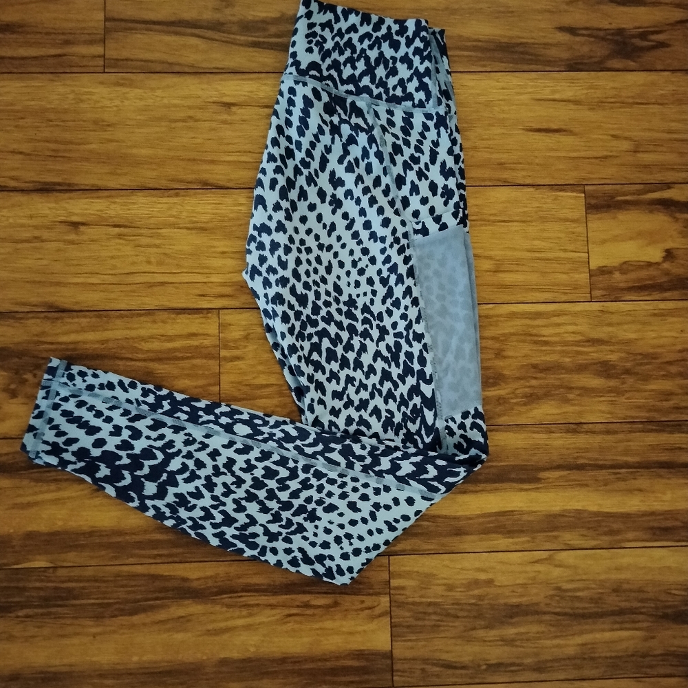 Fabletics powerhold cheetah print leggings